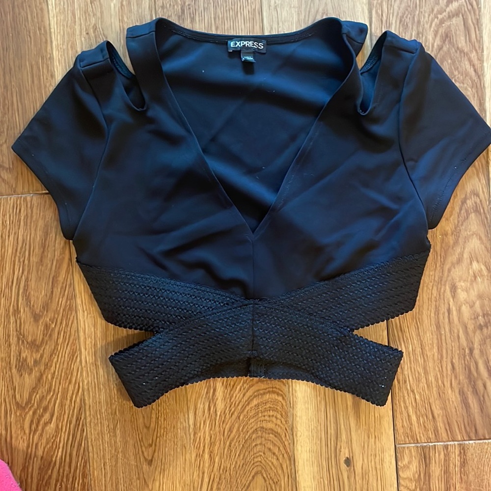 Black crop top